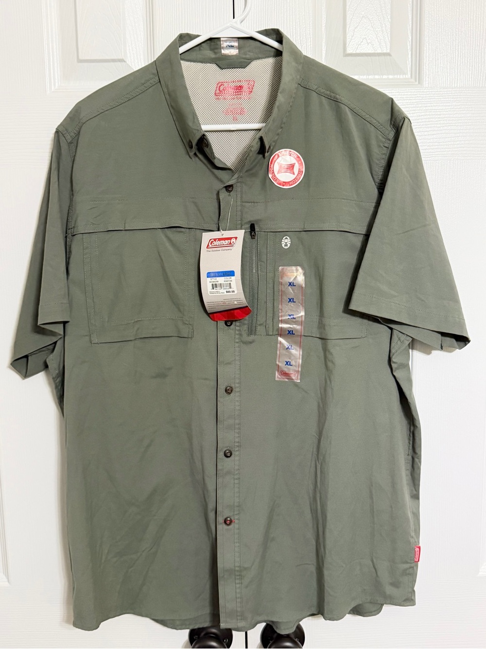 NWT Men’s Coleman Fishing Style Shirt Large With Chest Pockets